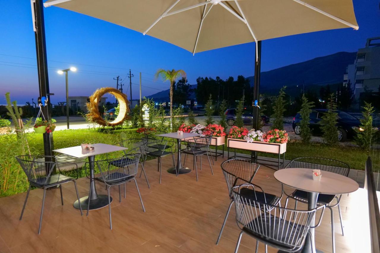 Apartahotel The Peak & Lounge Radhimë