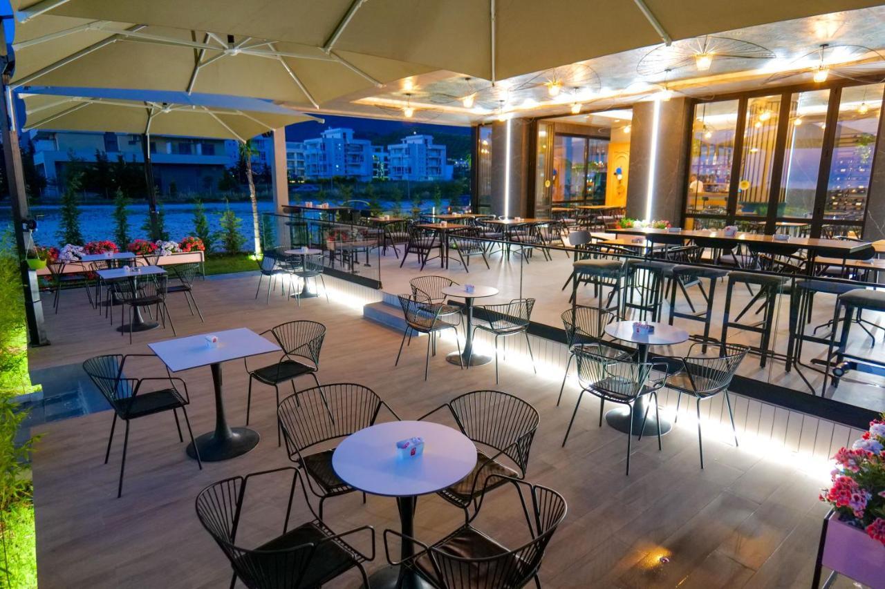 The Peak & Lounge Radhimë