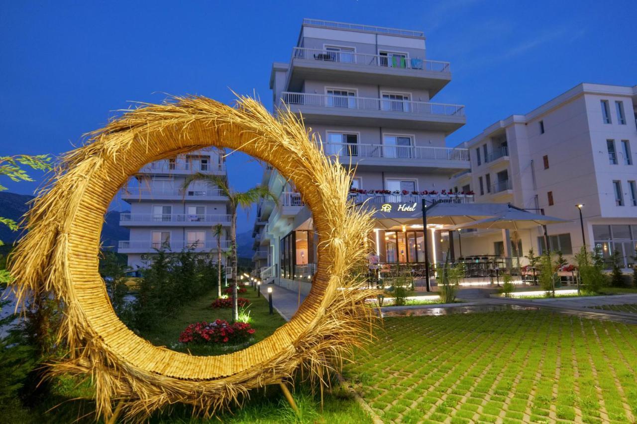 The Peak & Lounge Apartahotel