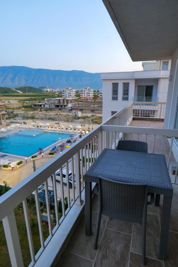 Apartahotel The Peak & Lounge Radhimë